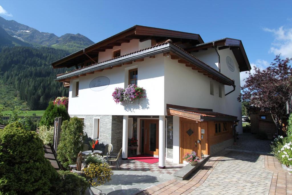 Haus Buchhammer St. Anton am Arlberg Exterior foto